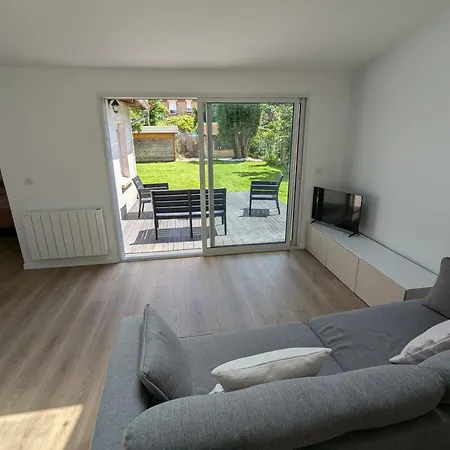 Apartment Maison Avec Jardin A 15min De Paris Villeneuve-le-Roi